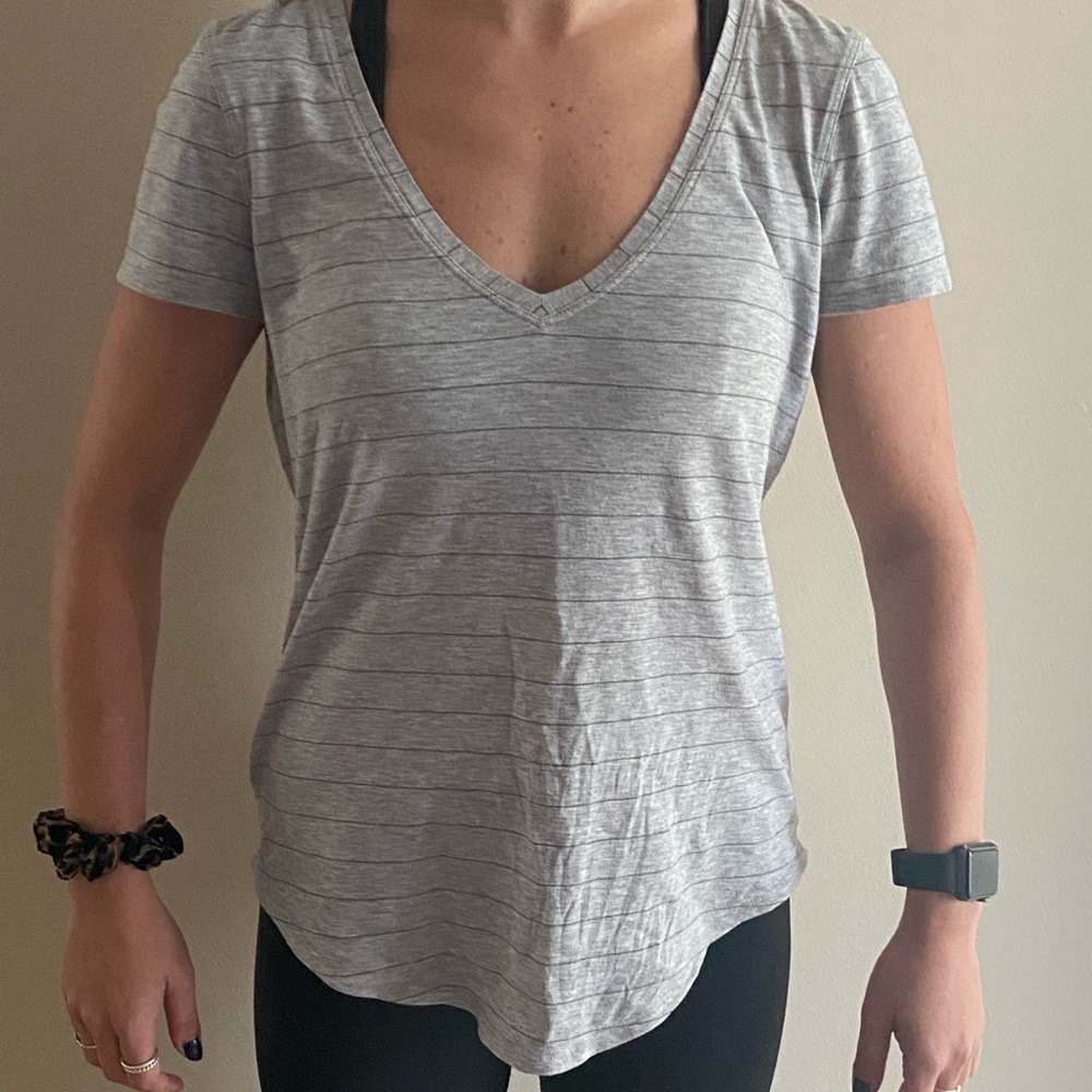 Grey stripped lulu v neck